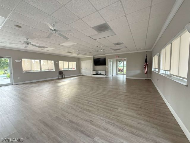 408 Broad AVE S H408, Naples, FL 34102