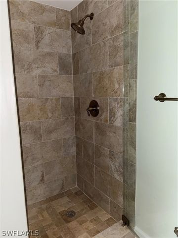 408 Broad AVE S H408, Naples, FL 34102