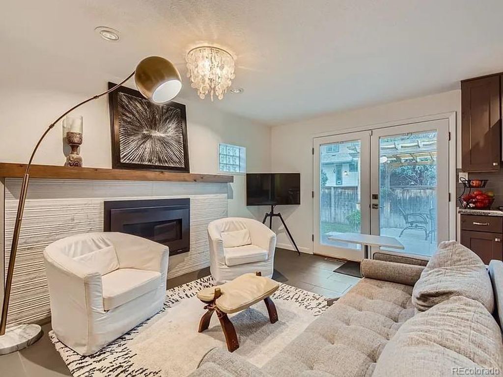 645 S Glencoe Street, Denver, CO 80246