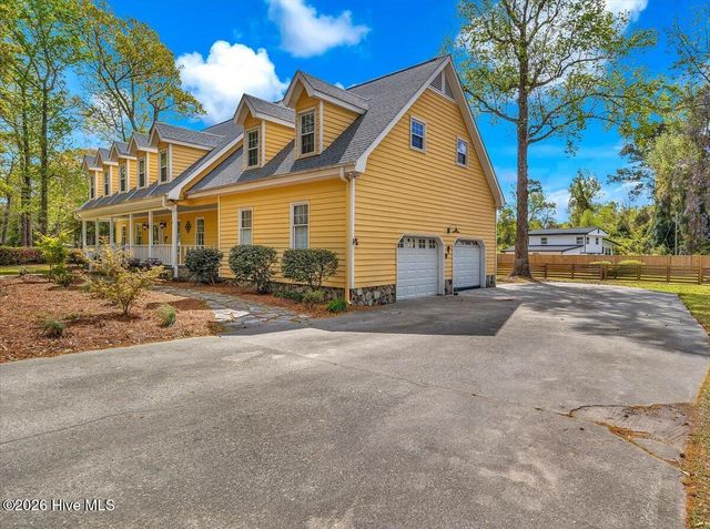 10307 Westbank Court SE, Belville, NC 28451