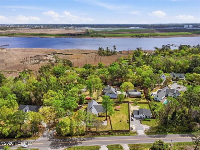 10307 Westbank Court SE, Belville, NC 28451