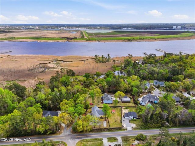 10307 Westbank Court SE, Belville, NC 28451