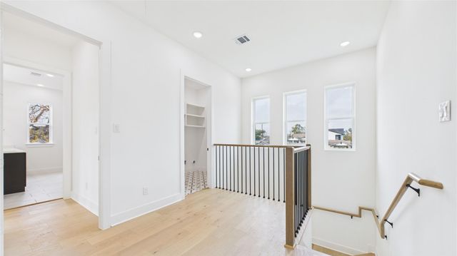 602 Jewett Street A, Houston, TX 77009