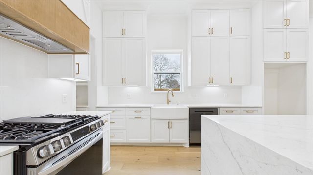 602 Jewett Street A, Houston, TX 77009