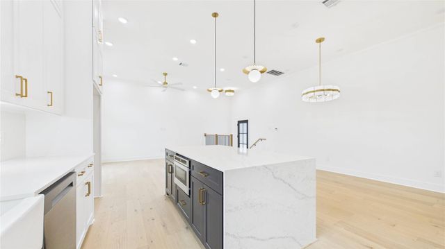 602 Jewett Street A, Houston, TX 77009