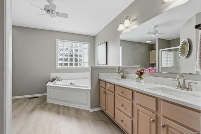 1127 Obsidian Lane, Fort Wayne, IN 46845