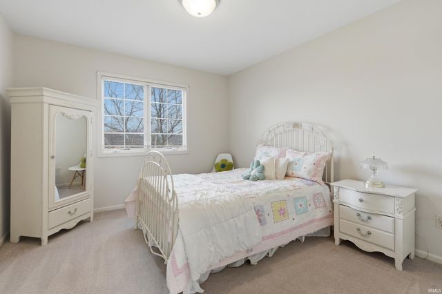 1127 Obsidian Lane, Fort Wayne, IN 46845