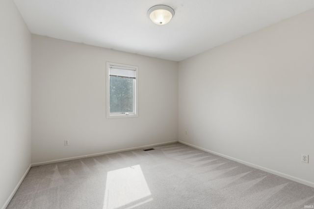 1127 Obsidian Lane, Fort Wayne, IN 46845