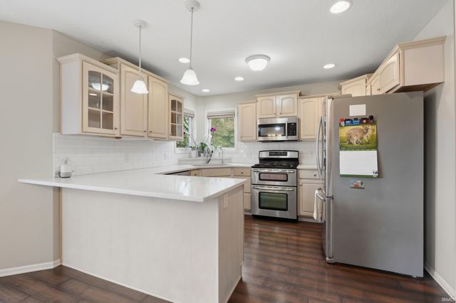 1127 Obsidian Lane, Fort Wayne, IN 46845