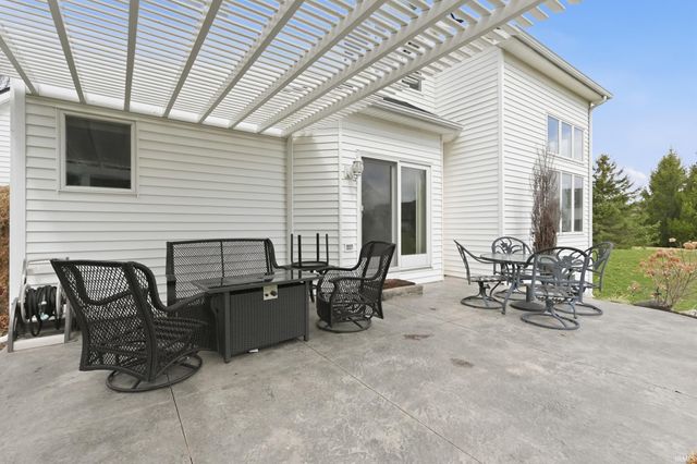 1127 Obsidian Lane, Fort Wayne, IN 46845