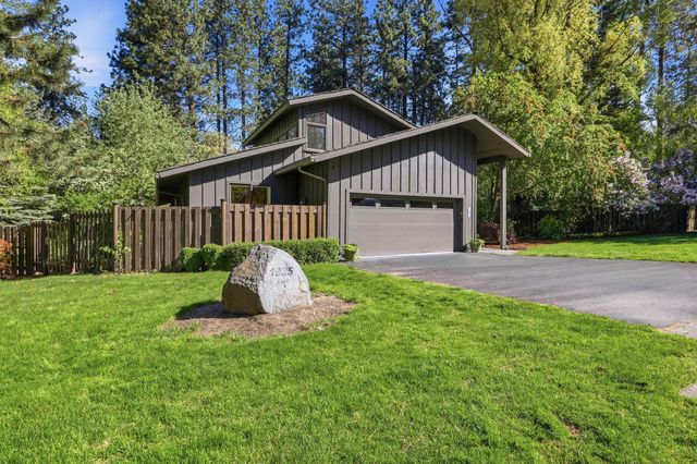 1925 E Rockwood Blvd, Spokane, WA 99203