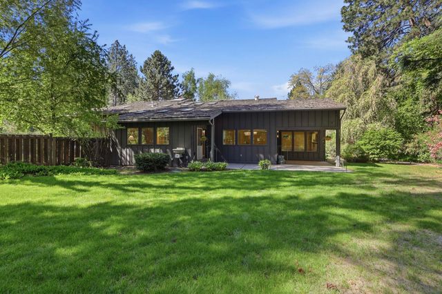1925 E Rockwood Blvd, Spokane, WA 99203