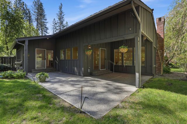1925 E Rockwood Blvd, Spokane, WA 99203