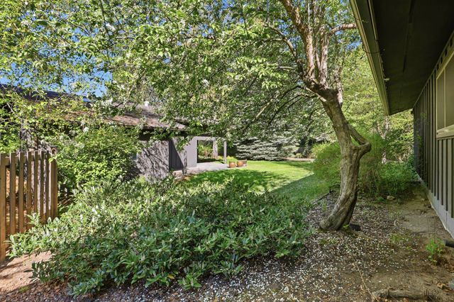 1925 E Rockwood Blvd, Spokane, WA 99203