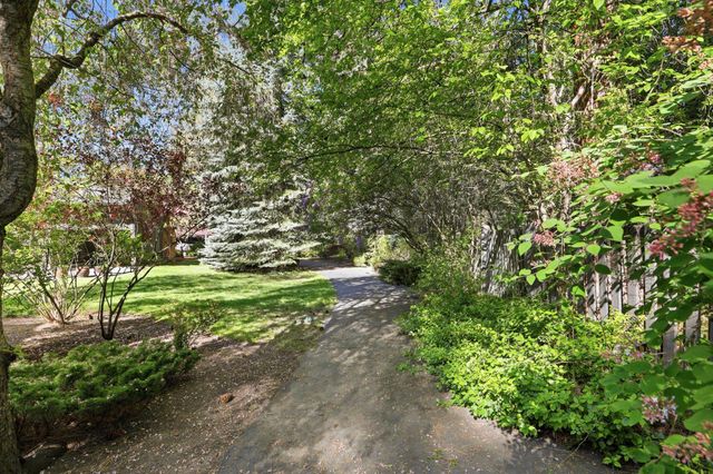 1925 E Rockwood Blvd, Spokane, WA 99203