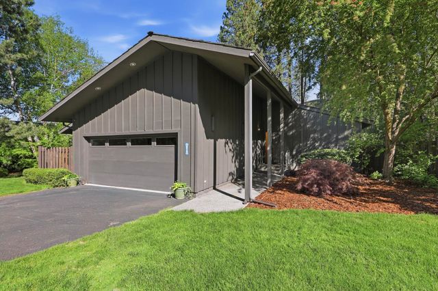 1925 E Rockwood Blvd, Spokane, WA 99203