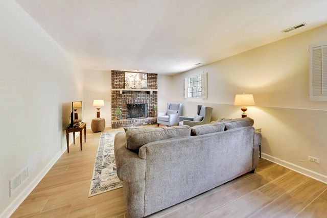 24143 W 103rd Street, Naperville, IL 60564