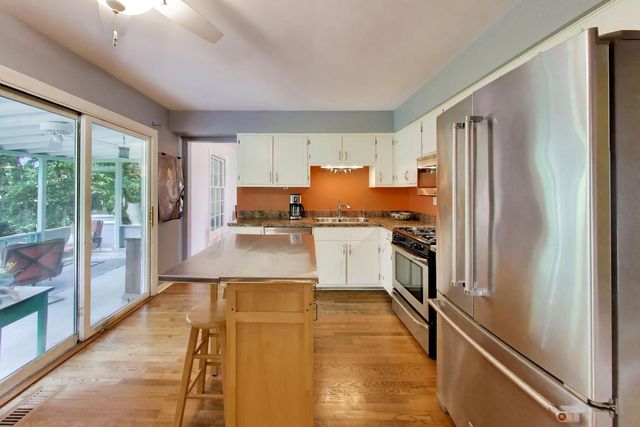 24143 W 103rd Street, Naperville, IL 60564