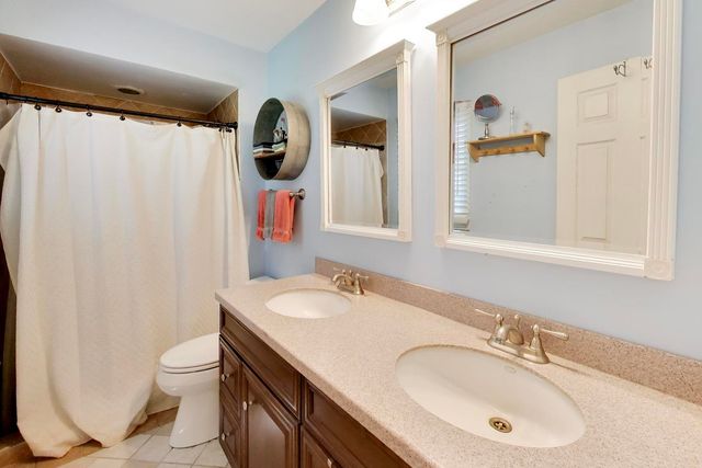 24143 W 103rd Street, Naperville, IL 60564