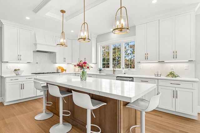 14 Liana Street, Woburn, MA 01801