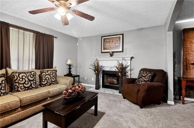 5648 feldwood Road, College Park, GA 30349