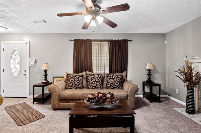 5648 feldwood Road, College Park, GA 30349