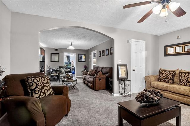 5648 feldwood Road, College Park, GA 30349