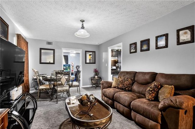 5648 feldwood Road, College Park, GA 30349