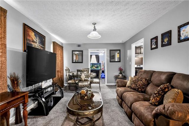 5648 feldwood Road, College Park, GA 30349