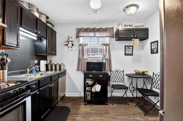 5648 feldwood Road, College Park, GA 30349