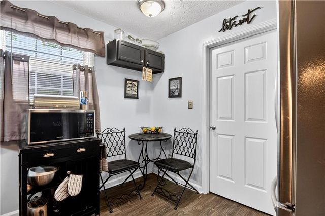 5648 feldwood Road, College Park, GA 30349
