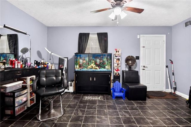5648 feldwood Road, College Park, GA 30349