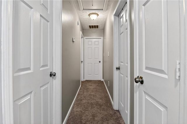 5648 feldwood Road, College Park, GA 30349