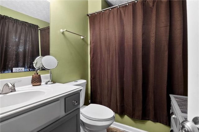 5648 feldwood Road, College Park, GA 30349