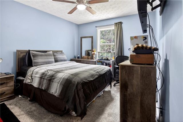 5648 feldwood Road, College Park, GA 30349