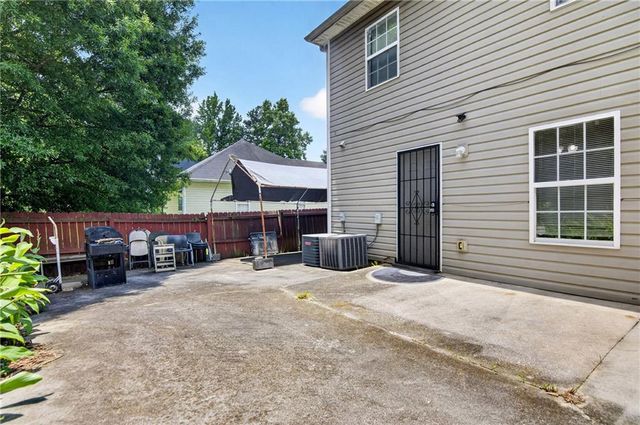 5648 feldwood Road, College Park, GA 30349