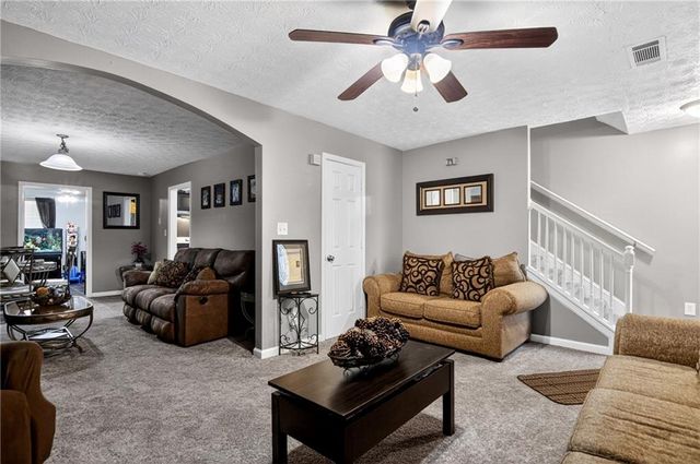 5648 feldwood Road, College Park, GA 30349