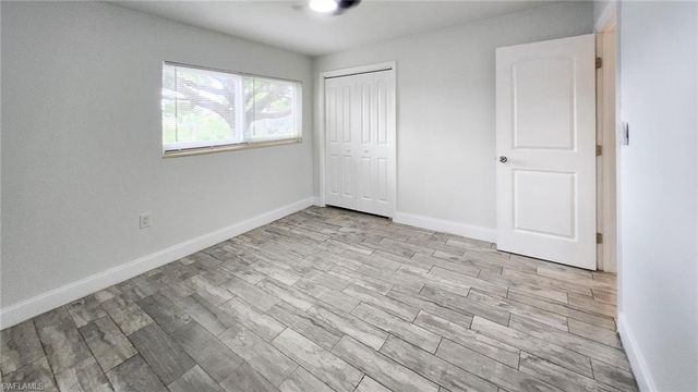 2431 Welch ST, Fort Myers, FL 33901