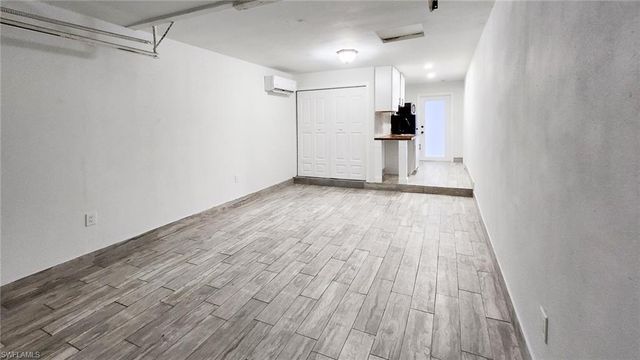 2431 Welch ST, Fort Myers, FL 33901