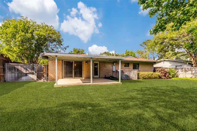 11353 Coral Hills Drive, Dallas, TX 75229