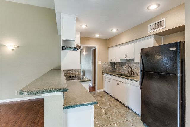 11353 Coral Hills Drive, Dallas, TX 75229