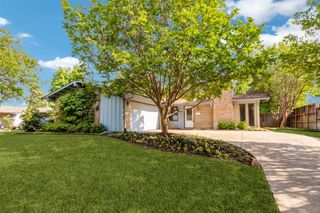 11353 Coral Hills Drive, Dallas, TX 75229