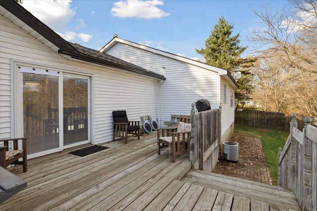 5695 Hinkley Road, Stockbridge, MI 49285