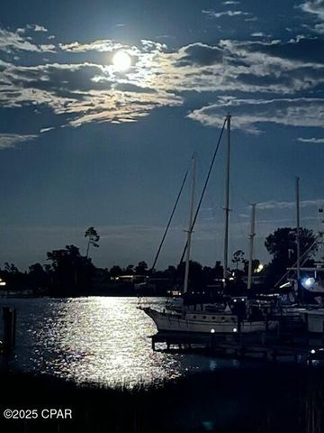 643 S Berthe Avenue, Panama City, FL 32404