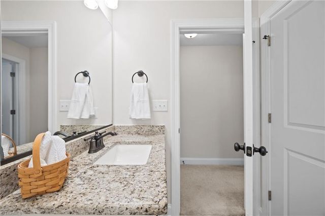 188 Quail Run Drive, Clemmons, NC 27012