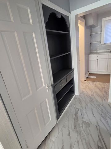 18202 Littlefield Street Se, Detroit City, MI 48235