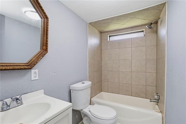 109 Webb Drive NE, Calhoun, GA 30701