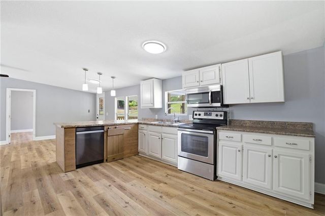 109 Webb Drive NE, Calhoun, GA 30701