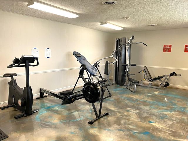 7837 Golf Circle Drive 206, Margate, FL 33063