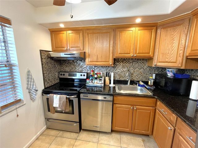 7837 Golf Circle Drive 206, Margate, FL 33063